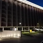 Pinea Z Widokiem Na Morze Z Basenem I Przy Plazy Lejlighed *
