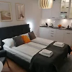 Lejlighed Pinea Z Widokiem Na Morze Z Basenem I Przy Plazy Pobierowo