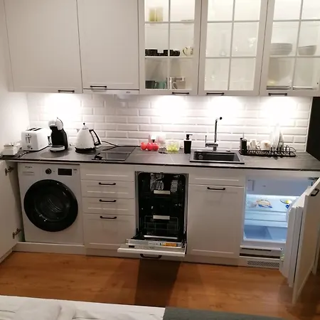 Pinea Z Widokiem Na Morze Z Basenem I Przy Plazy *