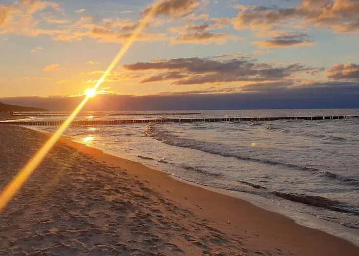 Pinea Z Widokiem Na Morze Z Basenem I Przy Plazy بوبيروفو