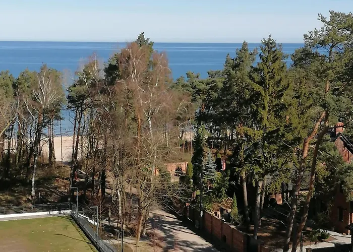 Pinea Z Widokiem Na Morze Z Basenem I Przy Plazy شقة *